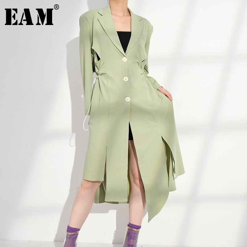 [EAM] Women Green Hollow Out Irregular Trench New Lapel Long Sleeve Loose Fit Windbreaker Fashion Tide Spring 2020 1H85606